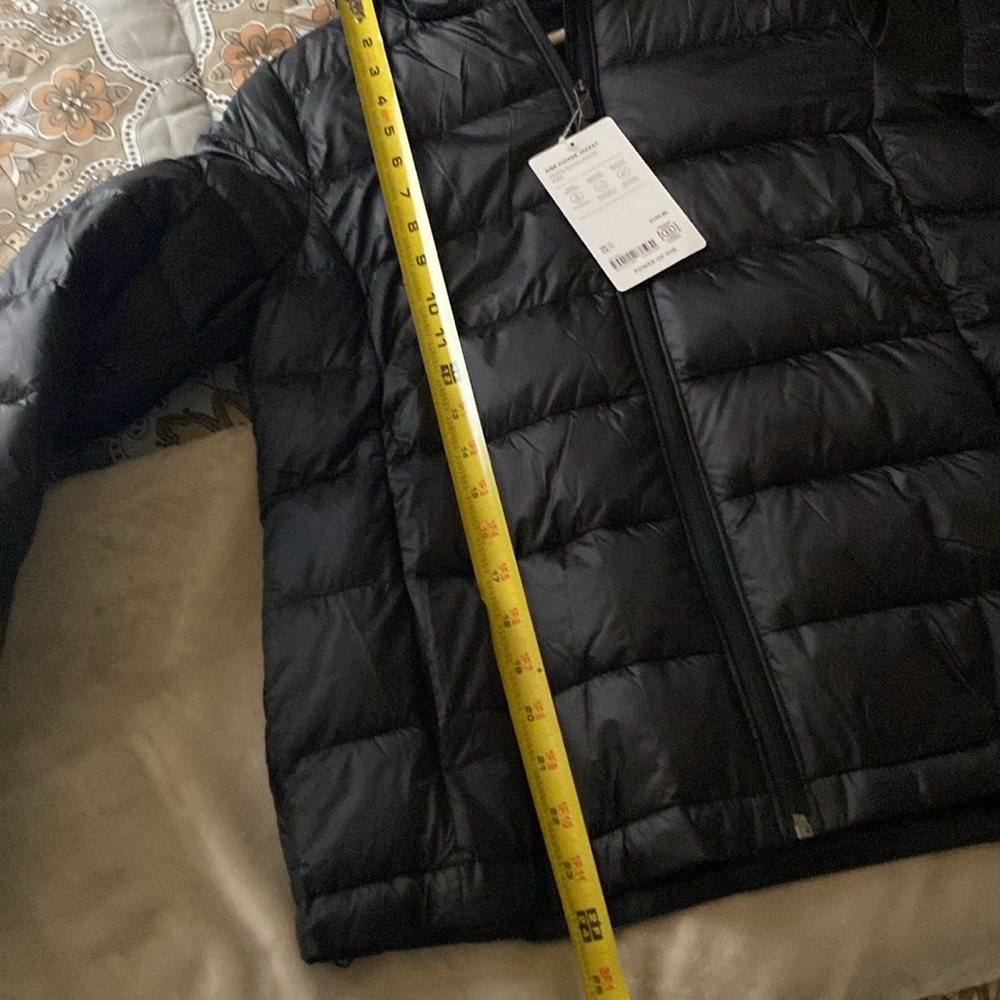 Women's Athleta Aire Puffer Jacket - Picture 13 of 13